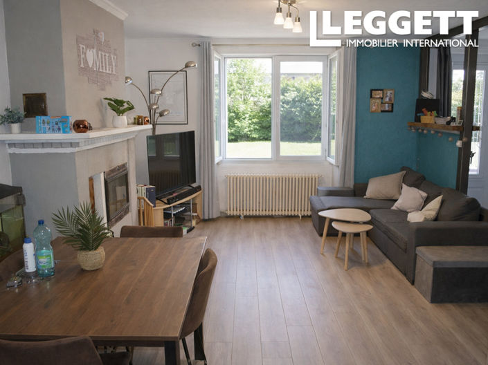 Image No.2-4 Bed House for sale