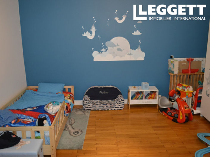 Image No.5-4 Bed House for sale