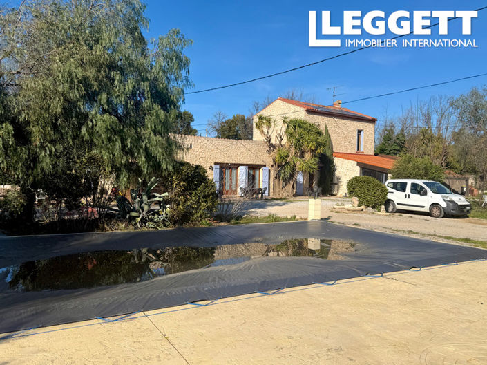 Image No.10-6 Bed House for sale