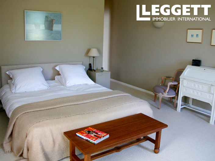 Image No.6-4 Bed House for sale