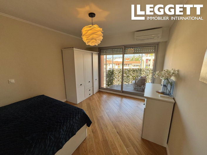 Image No.10-3 Bed Apartment for sale