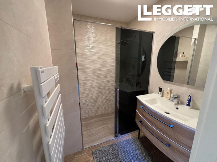 Image No.8-3 Bed Apartment for sale