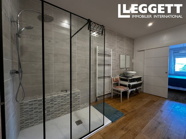 Image No.5-4 Bed House for sale