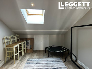 ahr0chm6ly9jzg4uagvzdglhlmltbw8vaw1hz2uvvevom