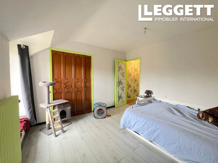 Image No.7-7 Bed Commercial for sale