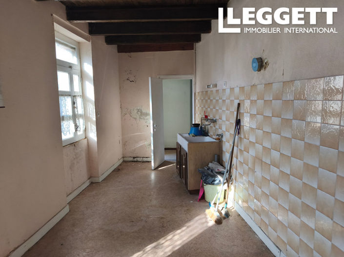 Image No.6-3 Bed House for sale