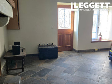 ahr0chm6ly9jzg4uagvzdglhlmltbw8vaw1hz2uvvevom