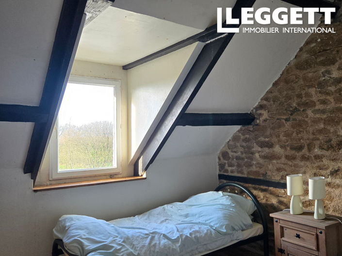 Image No.5-2 Bed House for sale