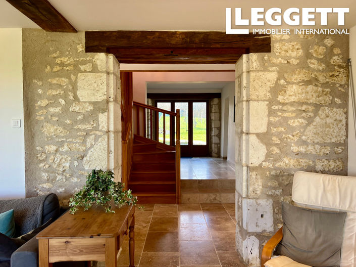 Image No.10-5 Bed House for sale