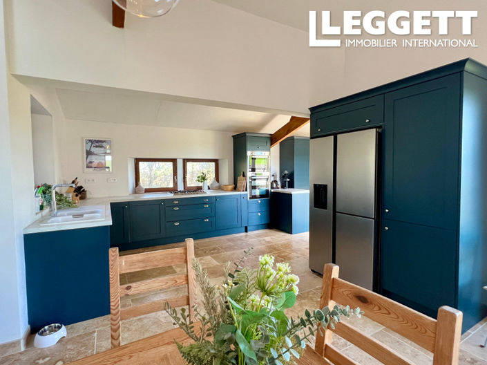 Image No.6-5 Bed House for sale