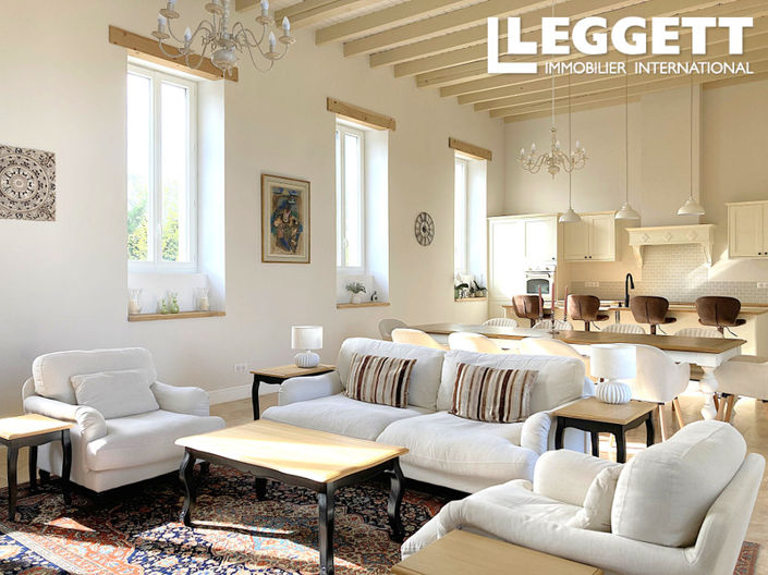 Image No.2-6 Bed House for sale