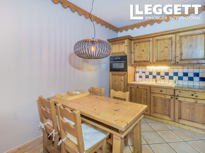 Image No.8-2 Bed Apartment for sale
