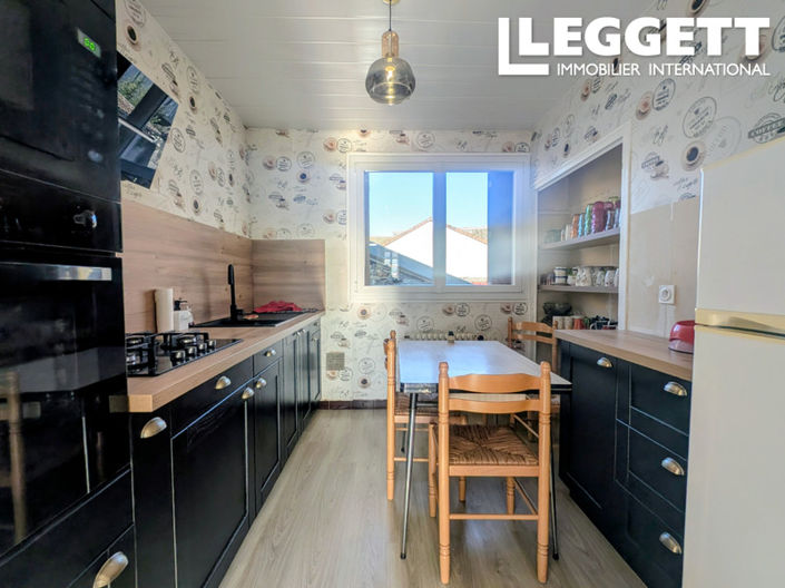 Image No.3-2 Bed House for sale