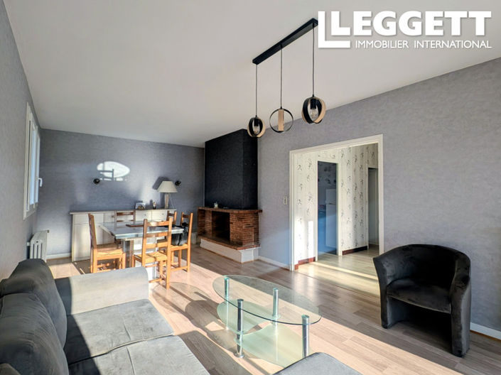 Image No.4-2 Bed House for sale