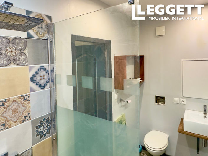 Image No.10-4 Bed House for sale