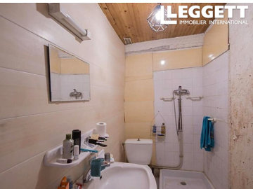 ahr0chm6ly9jzg4uagvzdglhlmltbw8vaw1hz2uvvevom