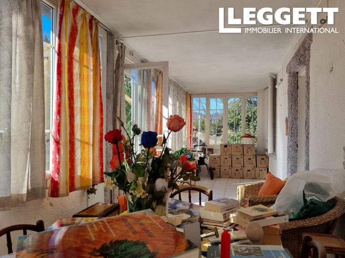 Image No.6-3 Bed House for sale