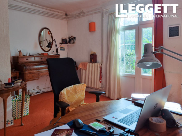 Image No.9-3 Bed House for sale