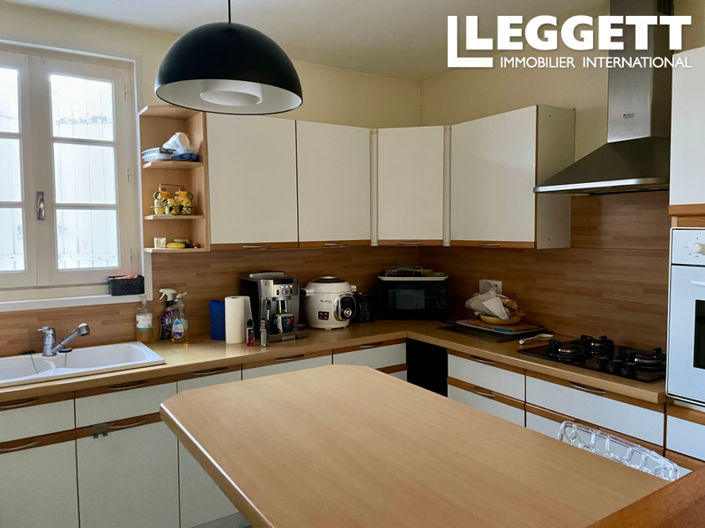 Image No.4-2 Bed House for sale