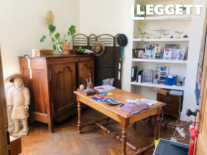Image No.7-4 Bed House for sale