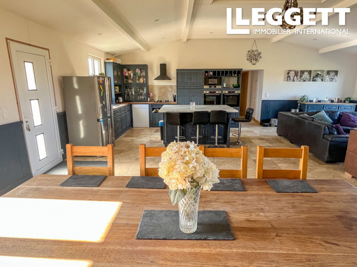 Image No.3-5 Bed House for sale