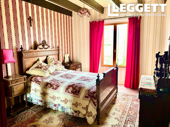 Image No.7-4 Bed House for sale