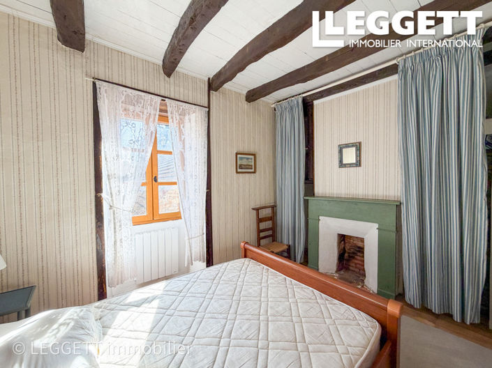 Image No.10-3 Bed House for sale