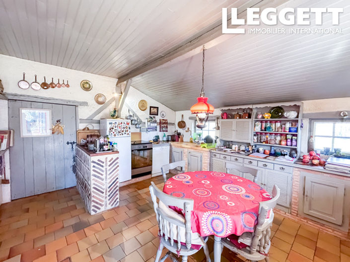 Image No.4-5 Bed House for sale