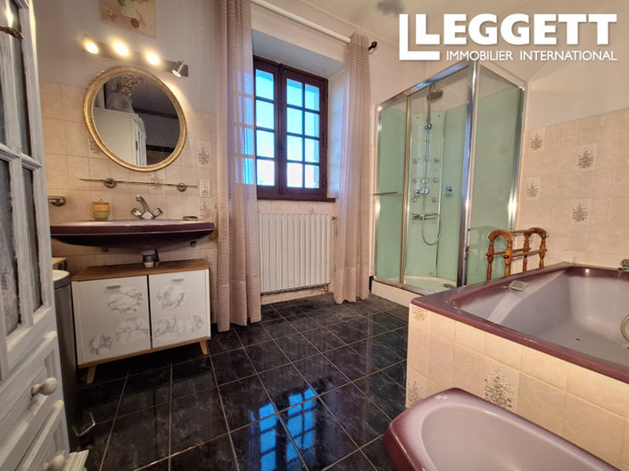 Image No.9-4 Bed House for sale