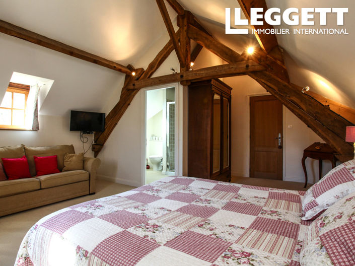 Image No.9-11 Bed House for sale