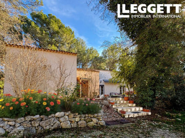 1 - Saint-Cannat, House