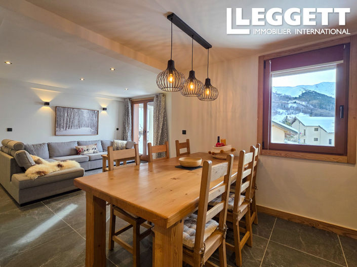 Image No.6-3 Bed Apartment for sale