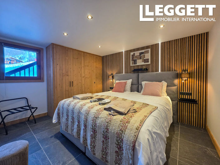 Image No.8-3 Bed Apartment for sale