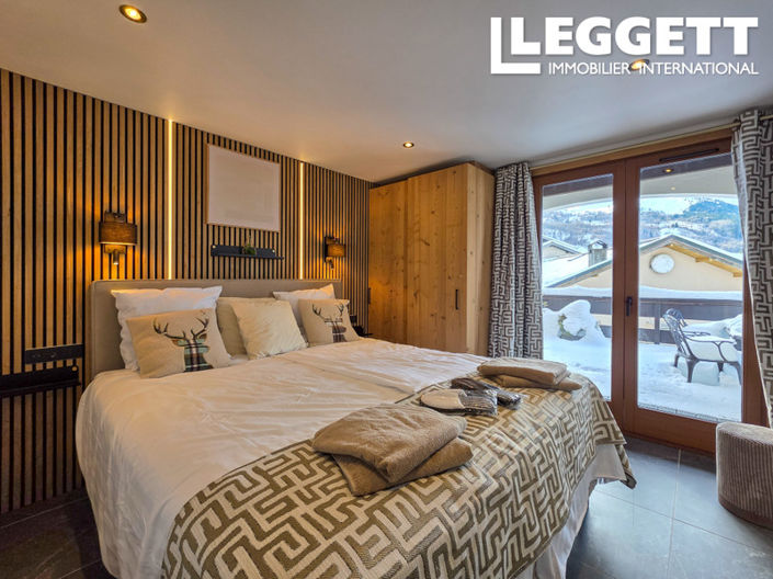 Image No.9-3 Bed Apartment for sale