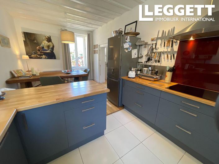 Image No.6-2 Bed House for sale