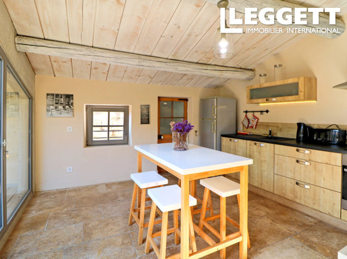 Image No.3-4 Bed House for sale