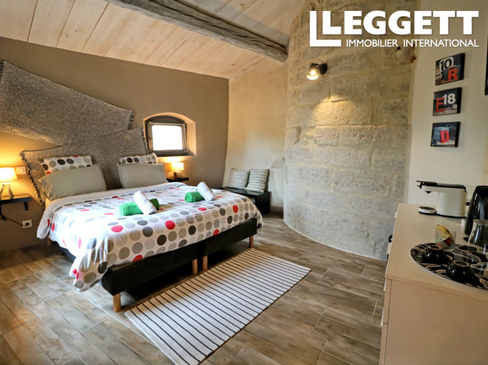 Image No.7-4 Bed House for sale