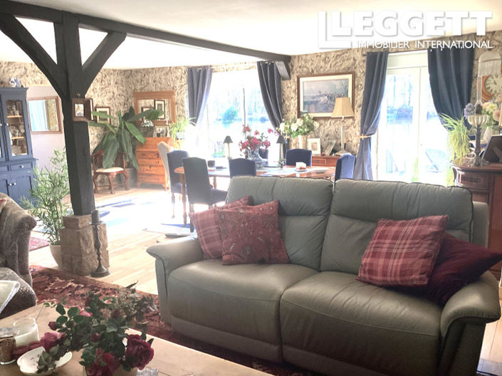 Image No.6-4 Bed Land for sale