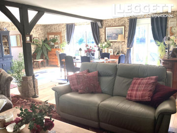 ahr0chm6ly9jzg4uagvzdglhlmltbw8vaw1hz2uvvevom