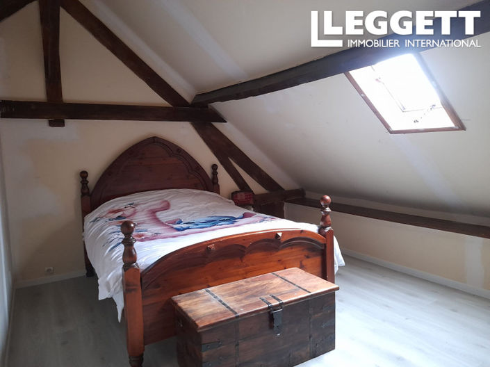 Image No.6-2 Bed House for sale