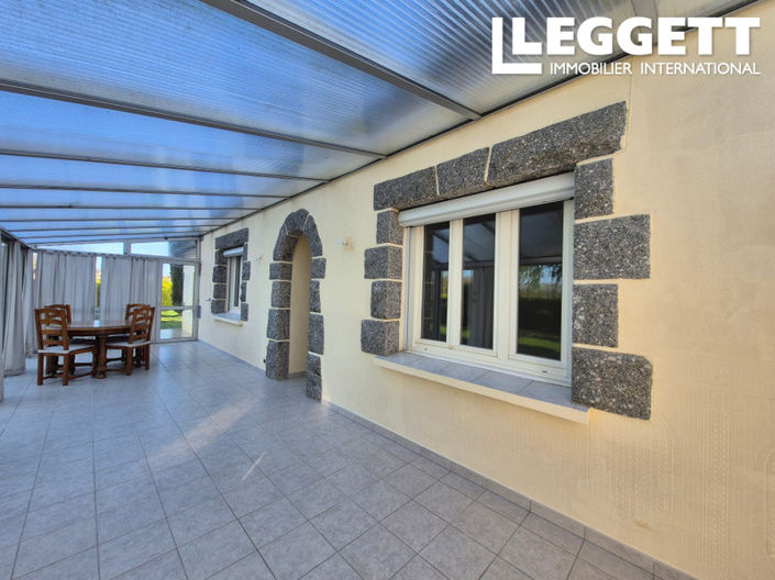 Image No.2-5 Bed House for sale