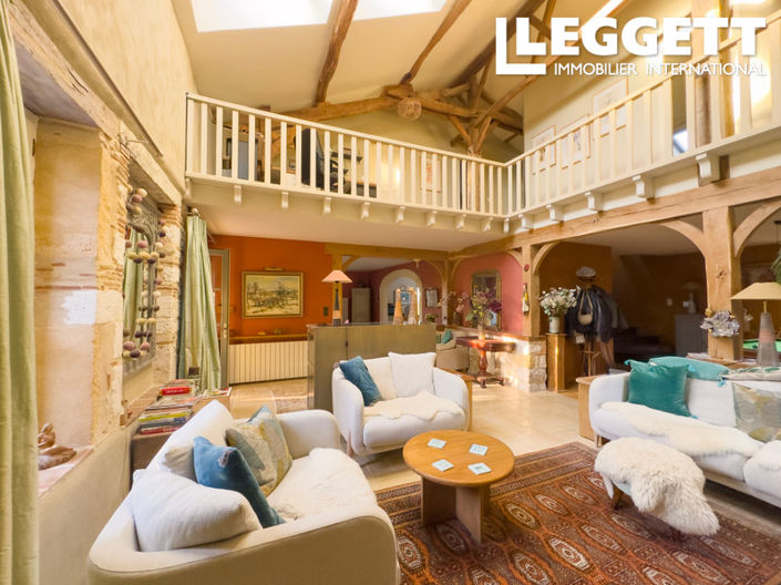 Image No.5-6 Bed House for sale