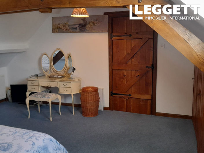 Image No.9-2 Bed House for sale