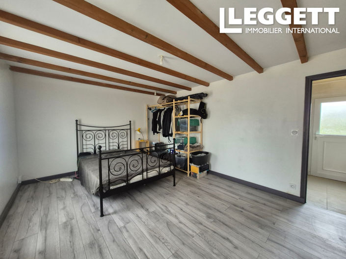 Image No.6-3 Bed House for sale