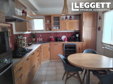 ahr0chm6ly9jzg4uagvzdglhlmltbw8vaw1hz2uvvevom