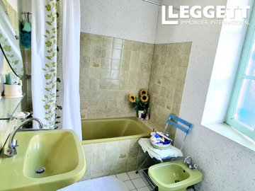 ahr0chm6ly9jzg4uagvzdglhlmltbw8vaw1hz2uvvevom