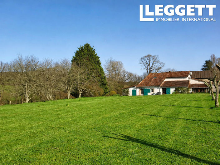 Image No.10-3 Bed House for sale