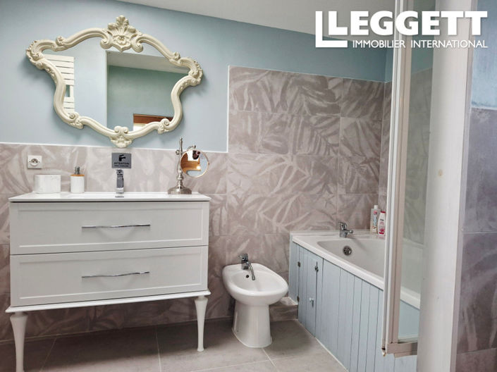 Image No.7-3 Bed House for sale