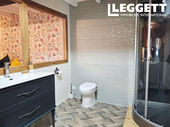 Image No.9-3 Bed House for sale