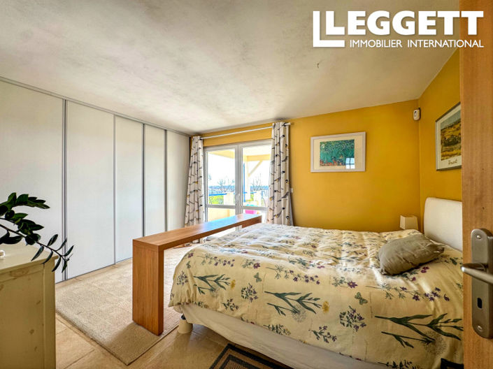 Image No.5-3 Bed House for sale